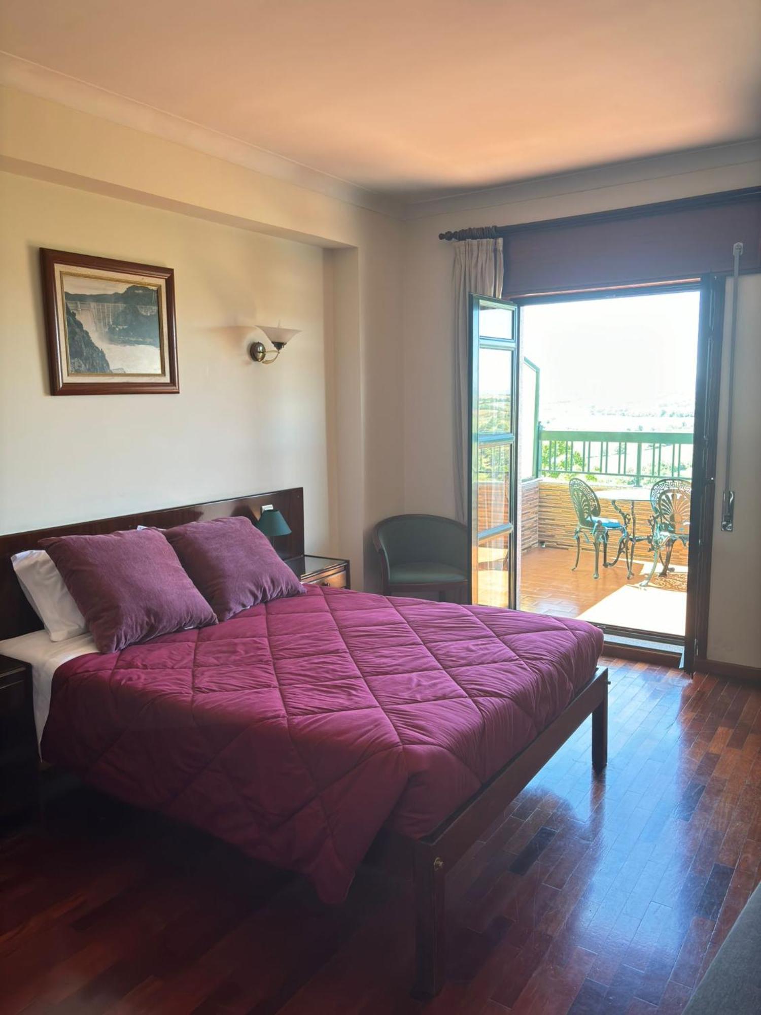 Hotel Trindade Coelho モガドウロ エクステリア 写真